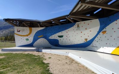 Palestra artificiale per l’arrampicata nell’Unité des Communes valdôtaines Mont-Émilius